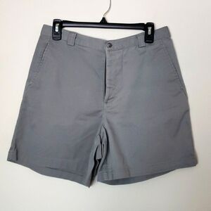 Dockers chino shorts, khaki, green, size 10.